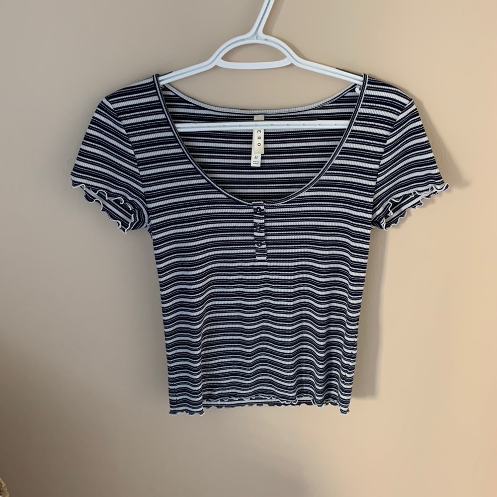 NWOT Aero Crop